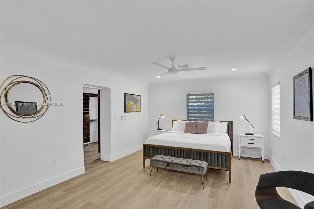 出租: $18,000 (7 贝兹, 5 浴室, 0 平方英尺)