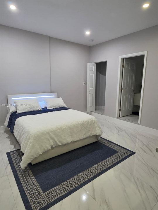 En Renta: $1,650 (1 camas, 1 baños, 3192 Pies cuadrados)