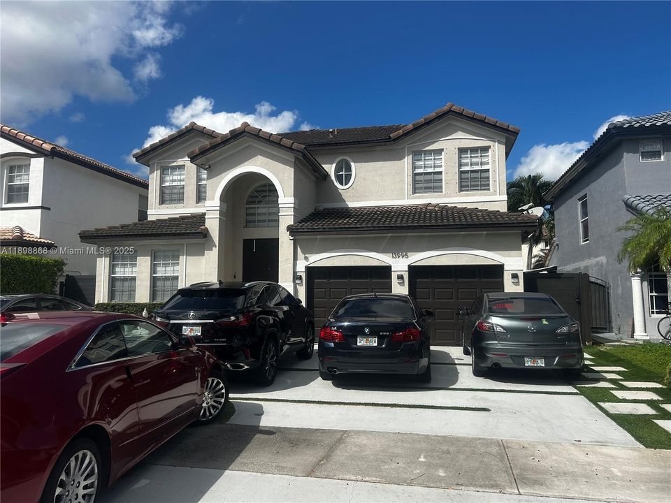 En Renta: $1,650 (1 camas, 1 baños, 3192 Pies cuadrados)