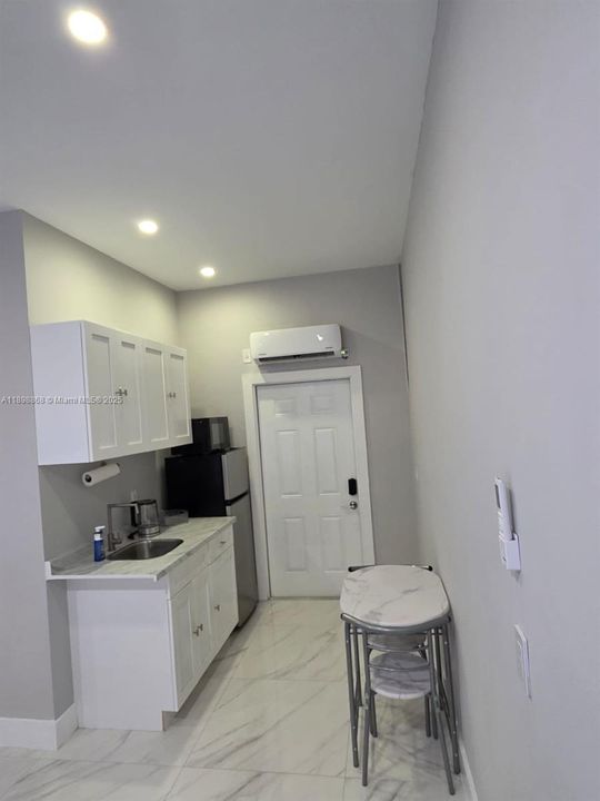 En Renta: $1,650 (1 camas, 1 baños, 3192 Pies cuadrados)