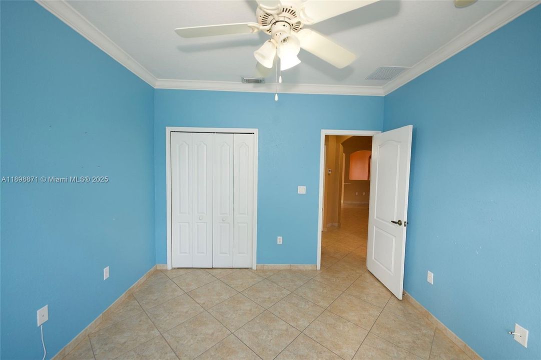 Recently Sold: $645,000 (4 beds, 2 baths, 1618 Square Feet)