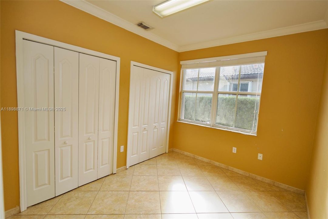 Recently Sold: $645,000 (4 beds, 2 baths, 1618 Square Feet)