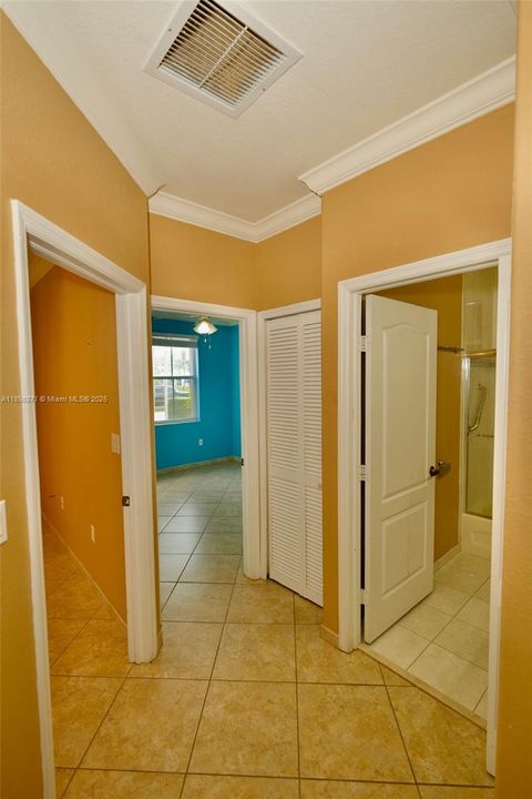 Recently Sold: $645,000 (4 beds, 2 baths, 1618 Square Feet)