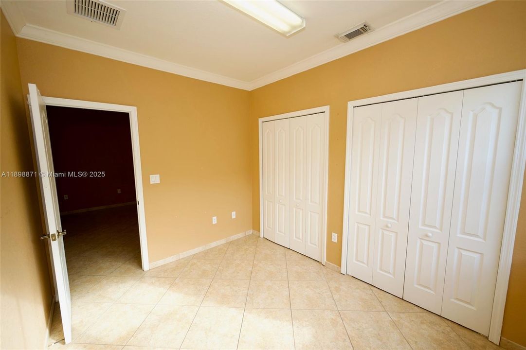 Recently Sold: $645,000 (4 beds, 2 baths, 1618 Square Feet)