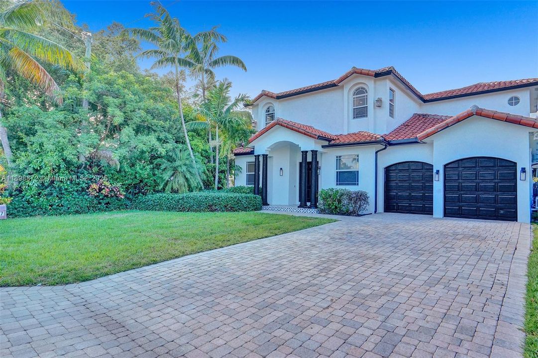 待售: $1,429,000 (6 贝兹, 5 浴室, 3669 平方英尺)