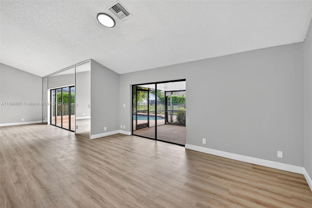 Active With Contract: $4,500 (3 beds, 2 baths, 3300 Square Feet)