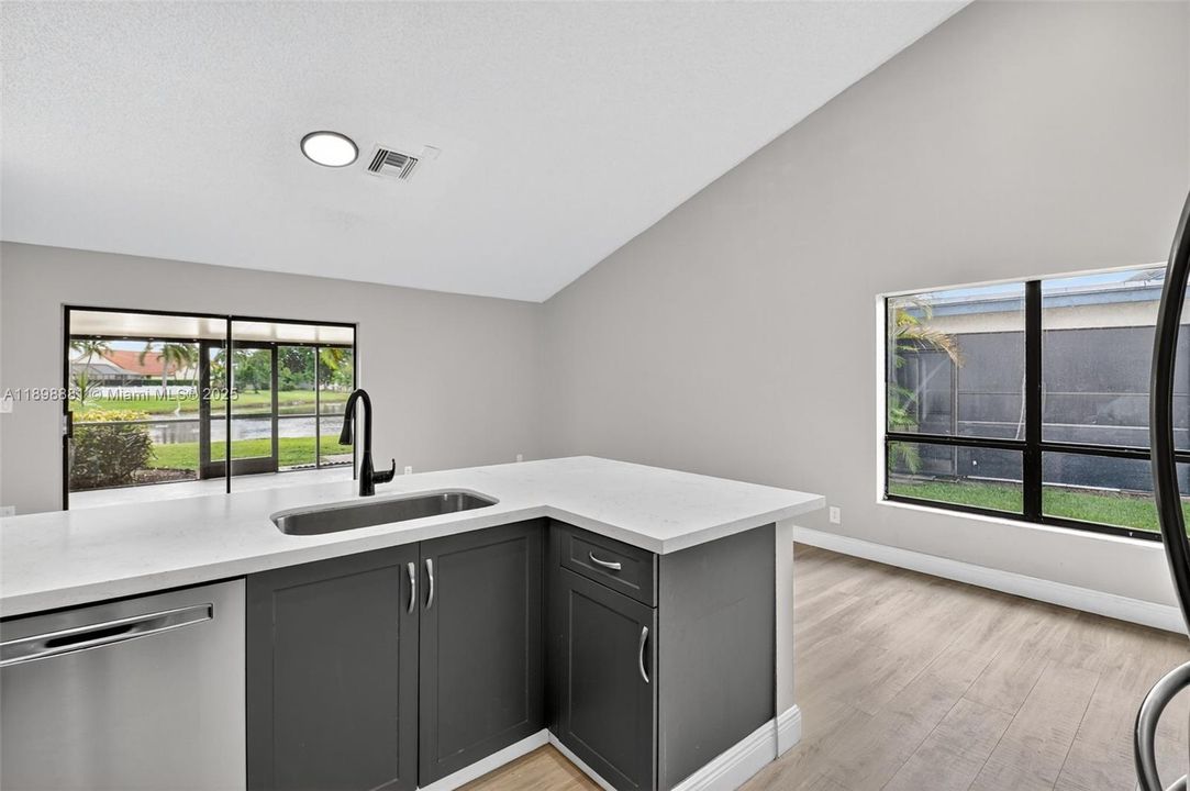 Active With Contract: $4,500 (3 beds, 2 baths, 3300 Square Feet)