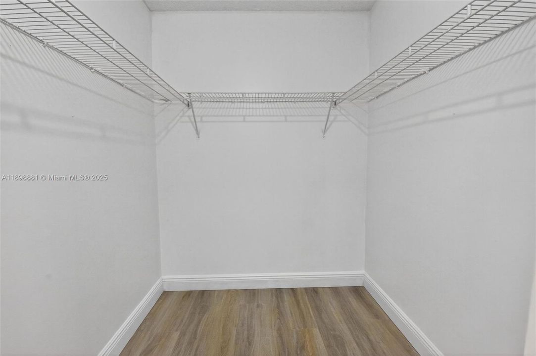 Active With Contract: $4,500 (3 beds, 2 baths, 3300 Square Feet)