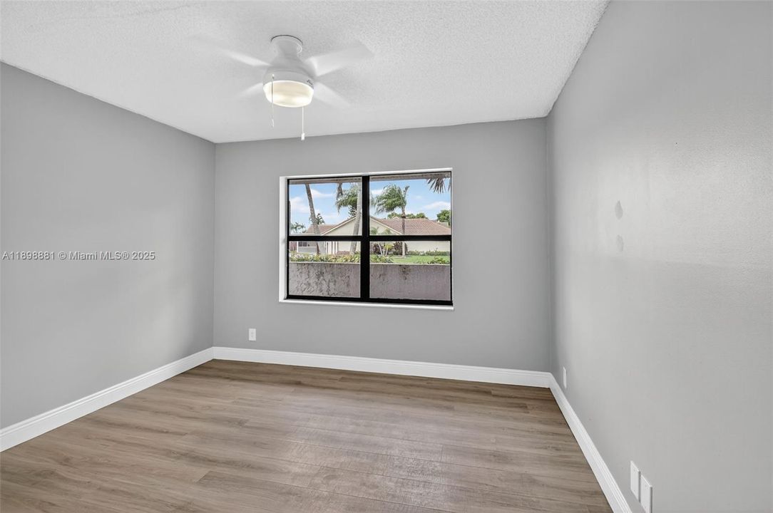 Active With Contract: $4,500 (3 beds, 2 baths, 3300 Square Feet)