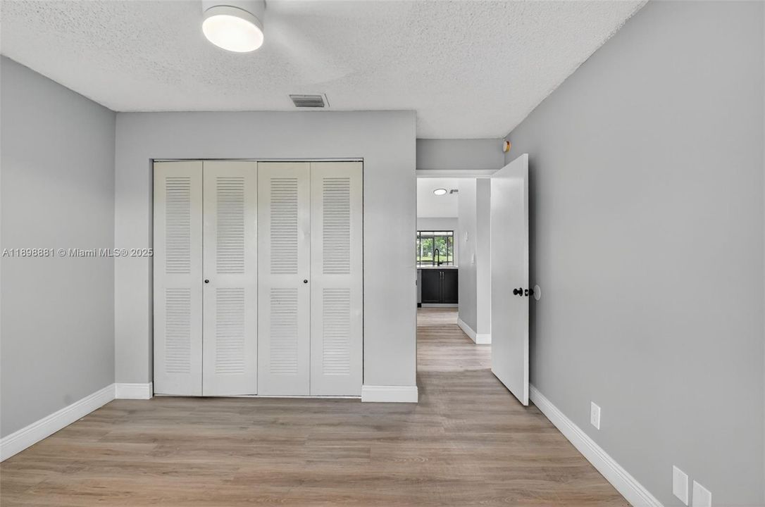 Active With Contract: $4,500 (3 beds, 2 baths, 3300 Square Feet)