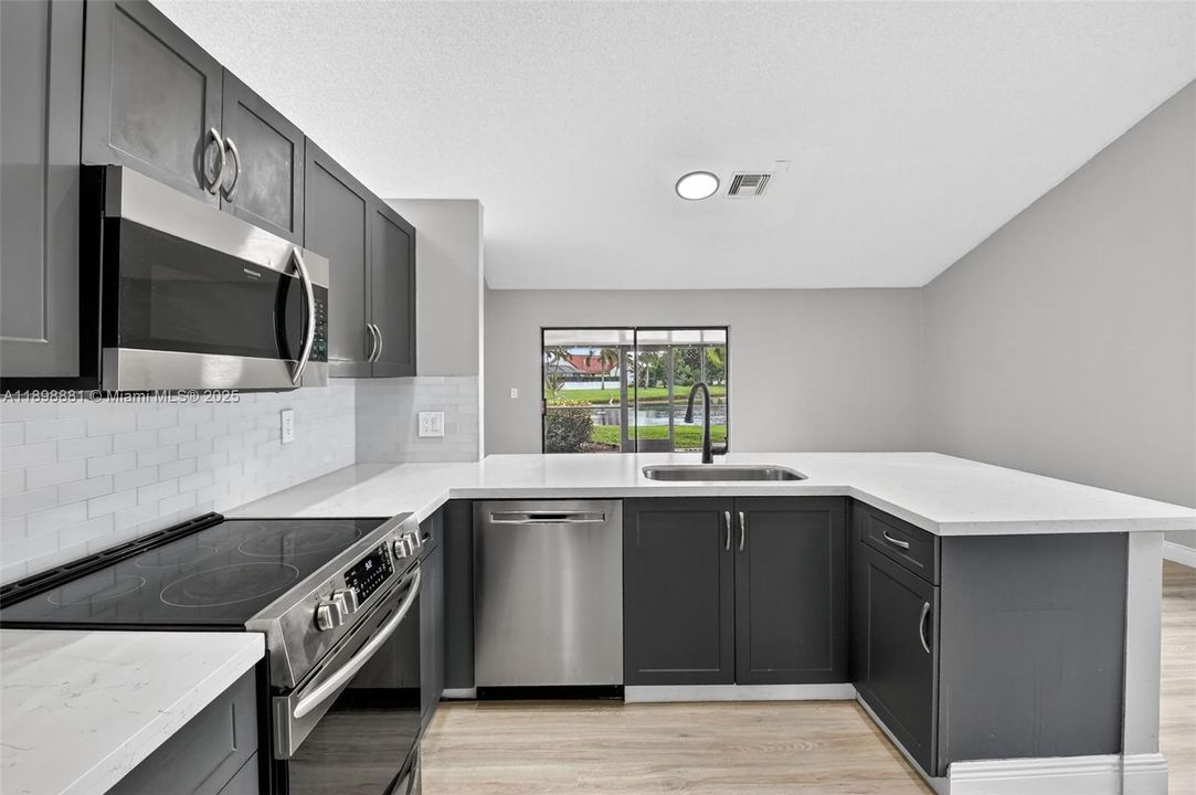 Active With Contract: $4,500 (3 beds, 2 baths, 3300 Square Feet)