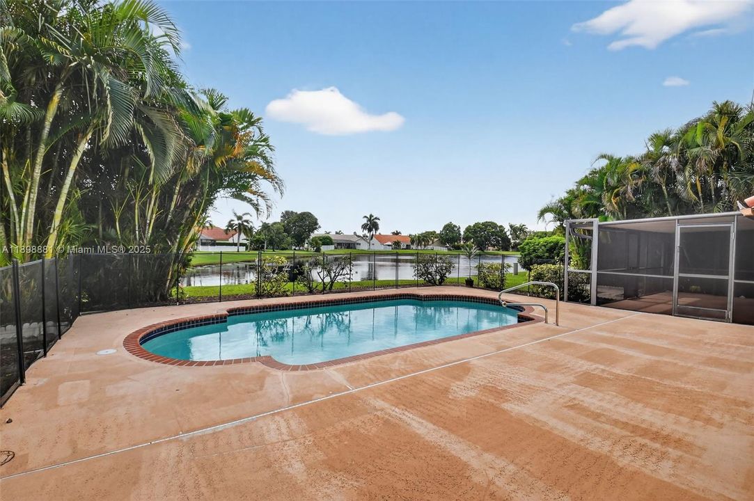 Active With Contract: $4,500 (3 beds, 2 baths, 3300 Square Feet)