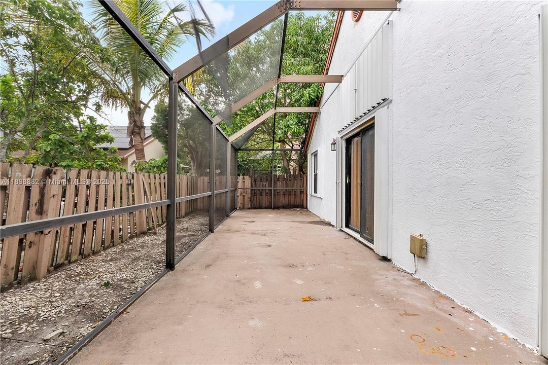 For Sale: $435,000 (3 beds, 2 baths, 1358 Square Feet)