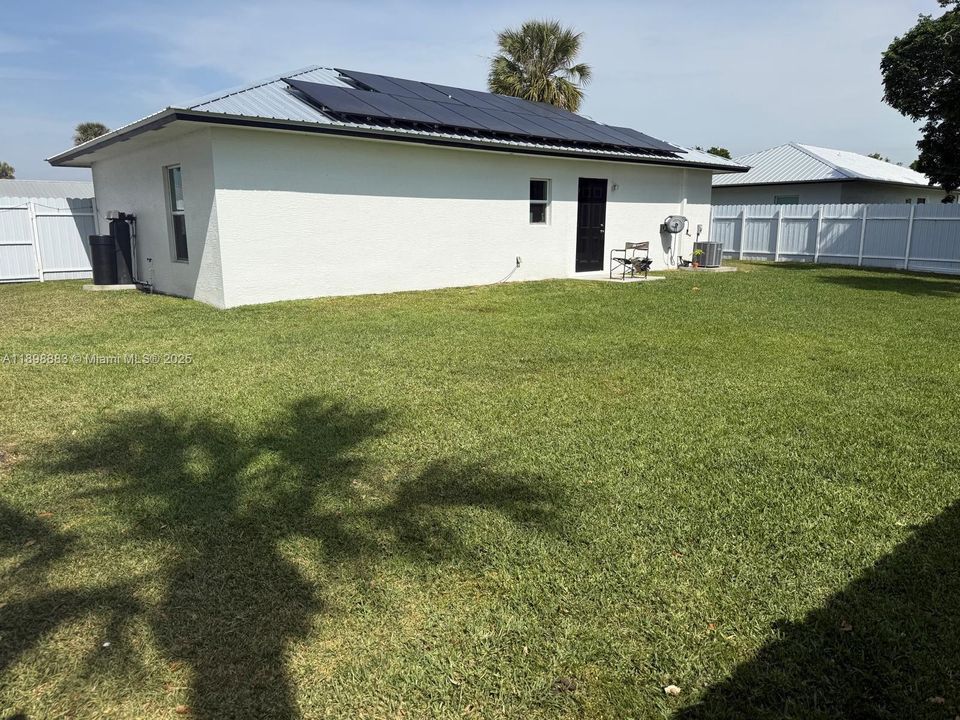 На продажу: $285,000 (2 спален, 2 ванн, 0 Квадратных фут)