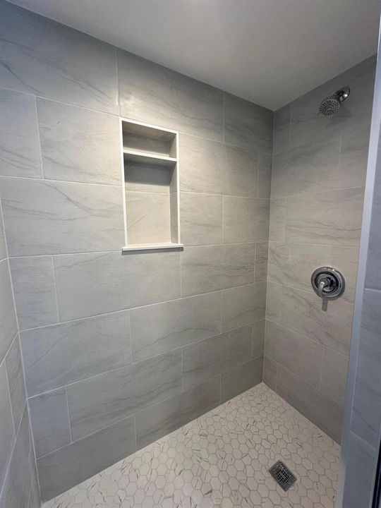 2nd bathroom shower