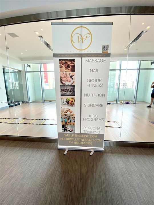 For Sale: $1,125,000 (2 beds, 3 baths, 1524 Square Feet)