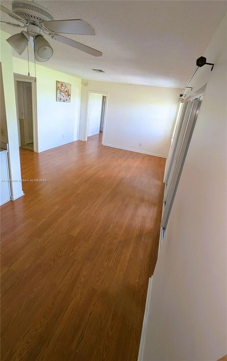 For Rent: $1,600 (1 beds, 1 baths, 750 Square Feet)