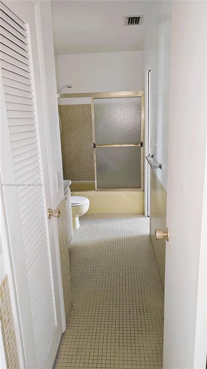 For Rent: $1,600 (1 beds, 1 baths, 750 Square Feet)