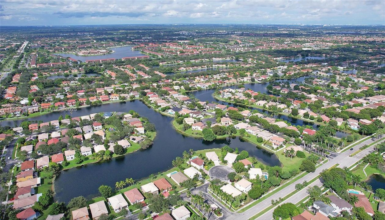 For Sale: $645,999 (3 beds, 2 baths, 1839 Square Feet)