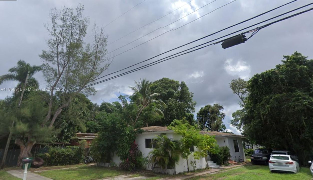 На продажу: $695,000 (0 спален, 0 ванн, 1920 Квадратных фут)