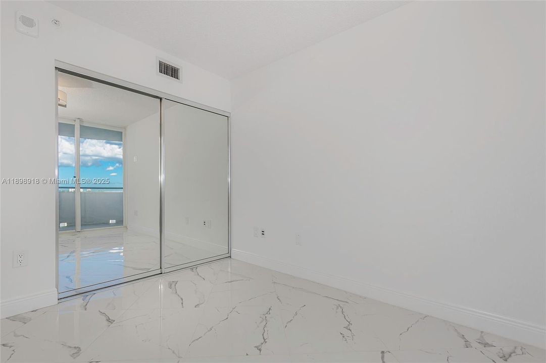 Active With Contract: $875,000 (2 beds, 2 baths, 1340 Square Feet)