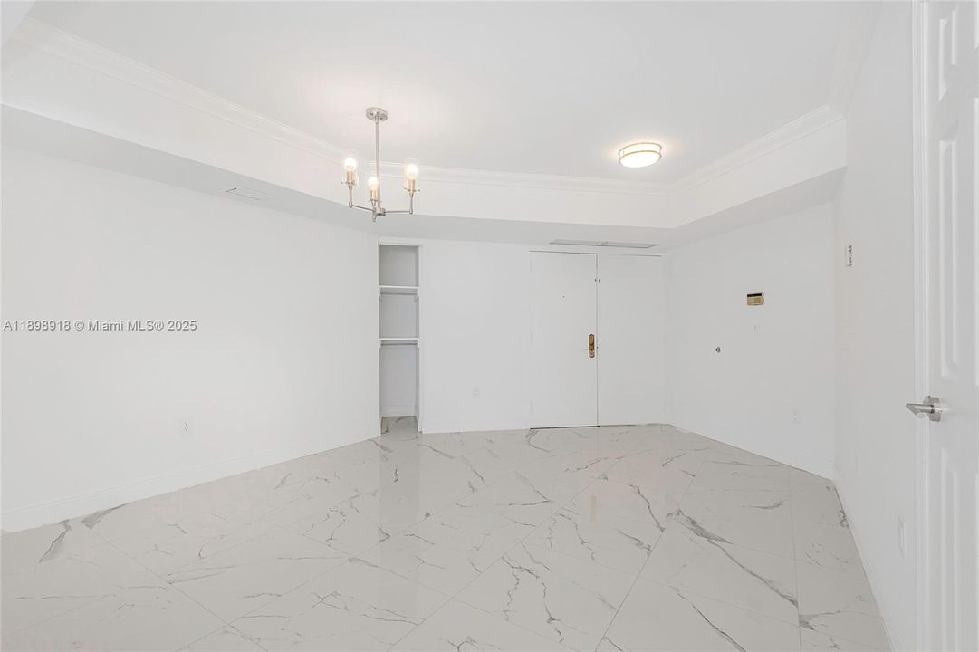 Active With Contract: $875,000 (2 beds, 2 baths, 1340 Square Feet)