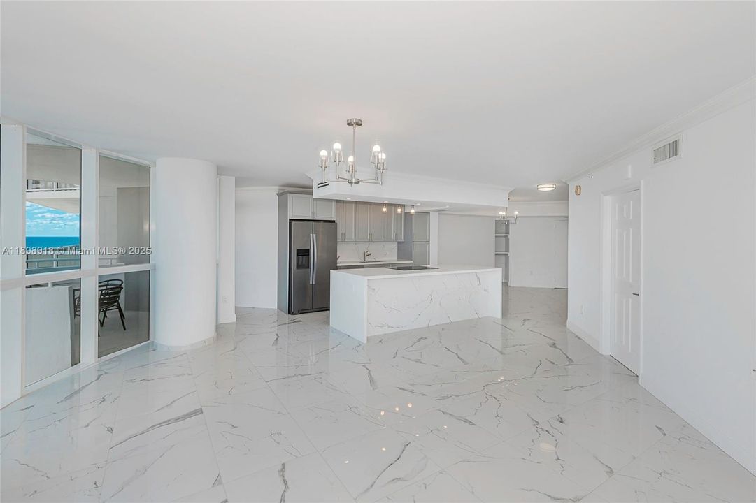 Active With Contract: $875,000 (2 beds, 2 baths, 1340 Square Feet)