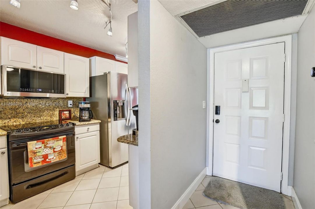 En Venta: $469,000 (3 camas, 2 baños, 1438 Pies cuadrados)