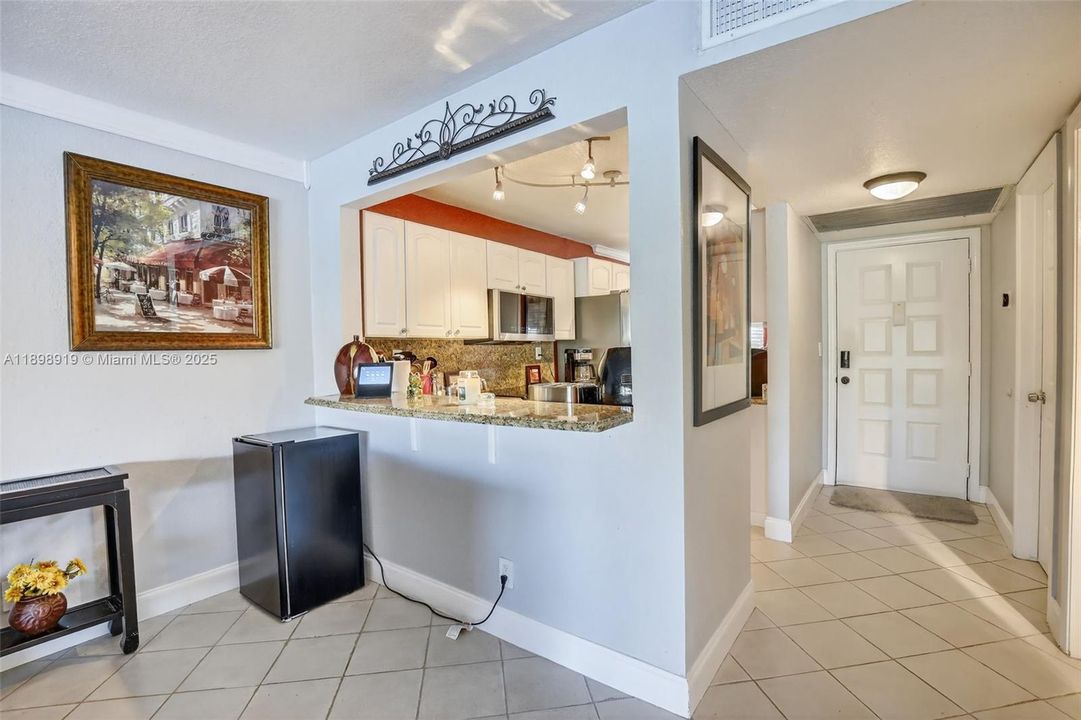 En Venta: $469,000 (3 camas, 2 baños, 1438 Pies cuadrados)