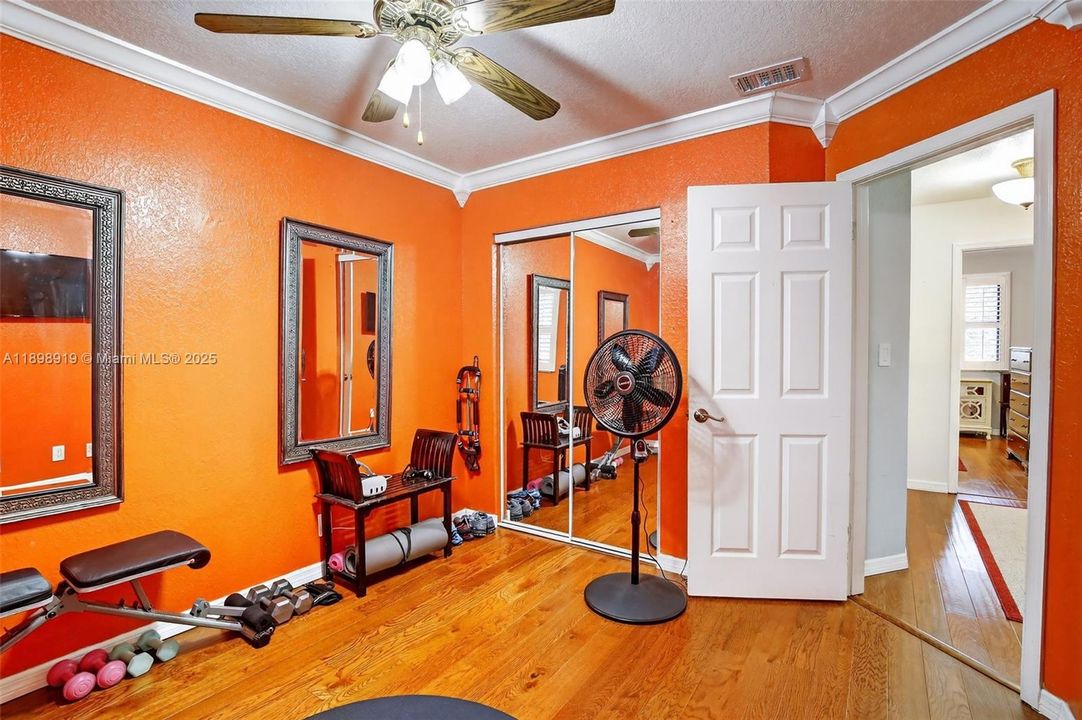 En Venta: $469,000 (3 camas, 2 baños, 1438 Pies cuadrados)