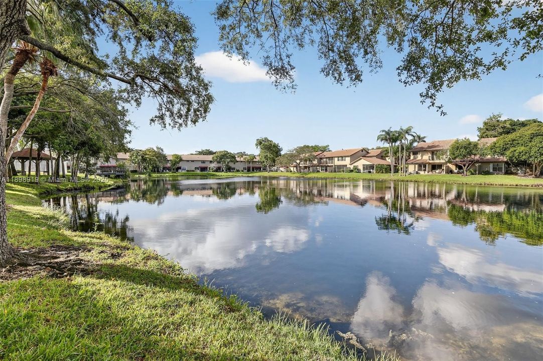 En Venta: $469,000 (3 camas, 2 baños, 1438 Pies cuadrados)