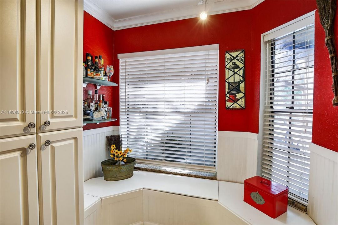 En Venta: $469,000 (3 camas, 2 baños, 1438 Pies cuadrados)