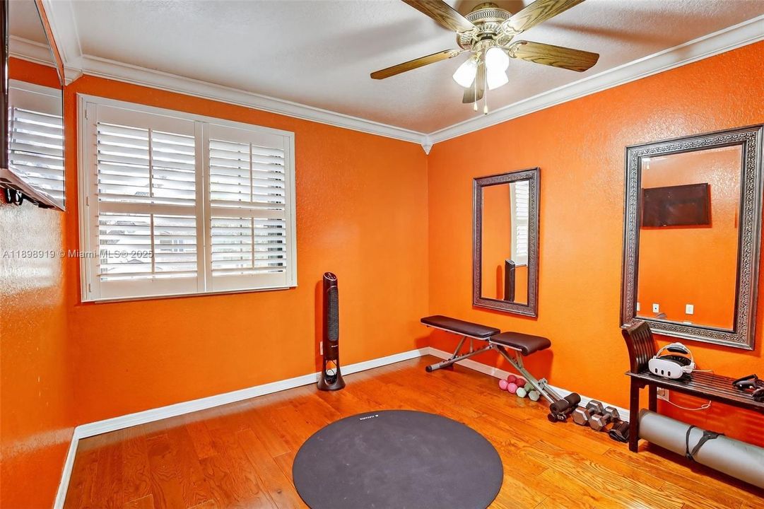 En Venta: $469,000 (3 camas, 2 baños, 1438 Pies cuadrados)