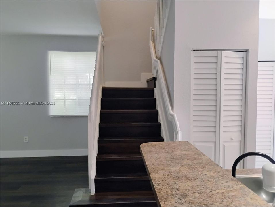 Recently Rented: $2,250 (4 beds, 2 baths, 1611 Square Feet)