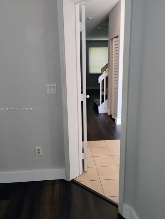 Recently Rented: $2,250 (4 beds, 2 baths, 1611 Square Feet)