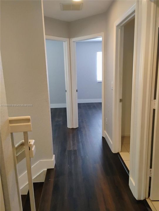 Recently Rented: $2,250 (4 beds, 2 baths, 1611 Square Feet)