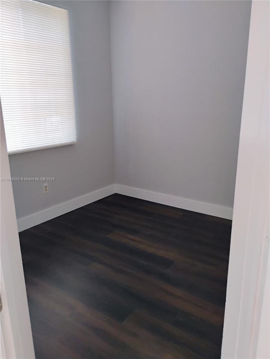 Recently Rented: $2,250 (4 beds, 2 baths, 1611 Square Feet)