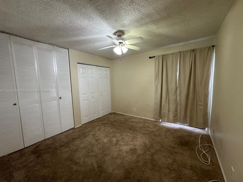 For Sale: $130,000 (2 beds, 2 baths, 1150 Square Feet)