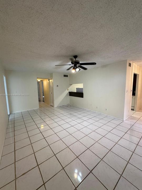 For Sale: $130,000 (2 beds, 2 baths, 1150 Square Feet)