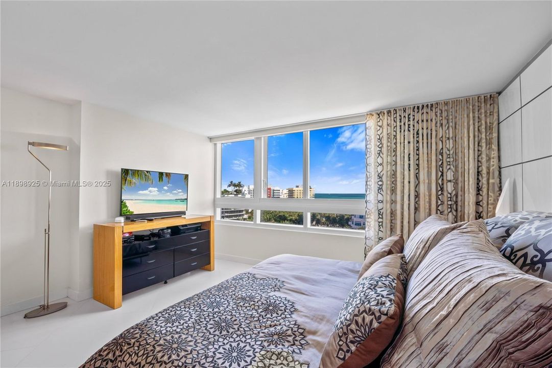 待售: $2,850,000 (3 贝兹, 2 浴室, 1559 平方英尺)