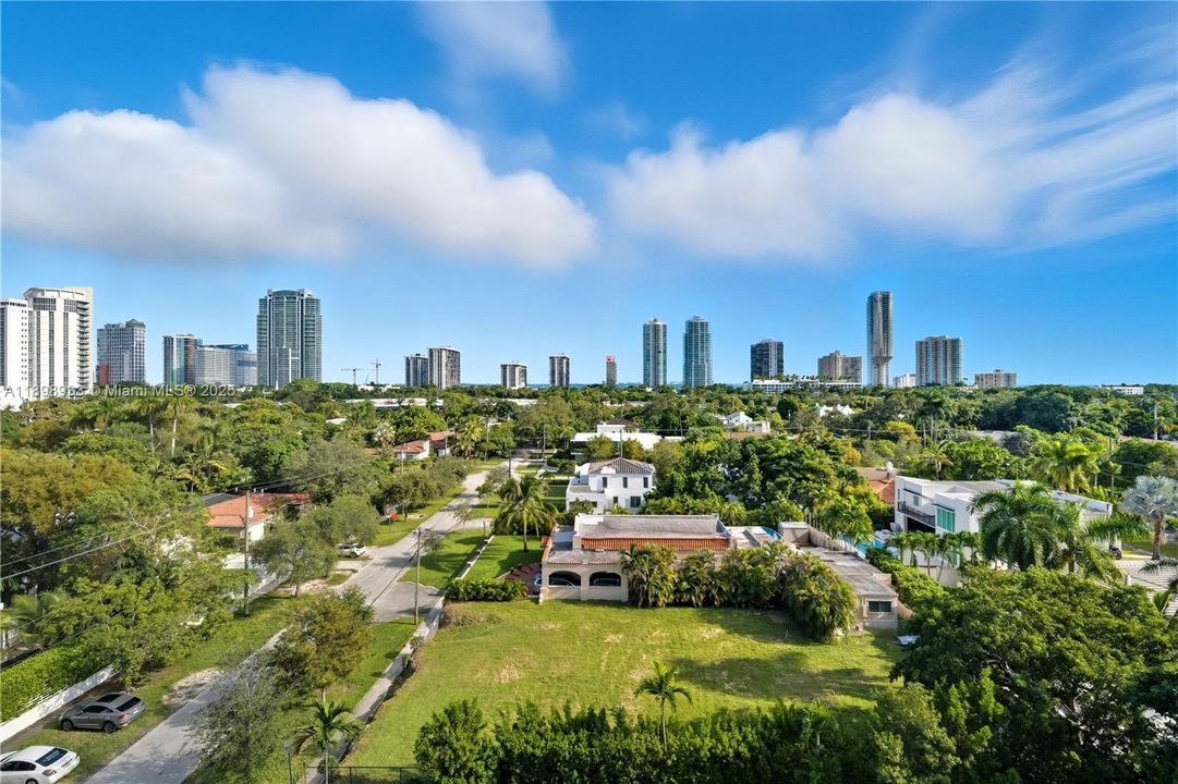 For Sale: $535,000 (2 beds, 2 baths, 1358 Square Feet)