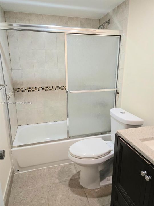 Recently Rented: $2,300 (3 beds, 2 baths, 1185 Square Feet)