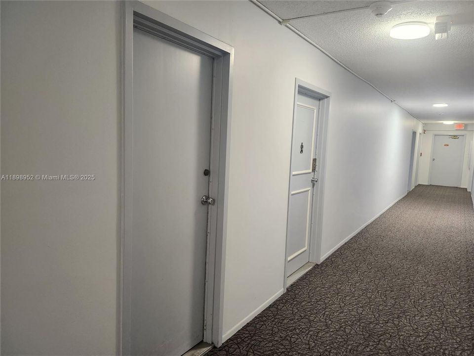 Recently Rented: $1,500 (1 beds, 1 baths, 900 Square Feet)