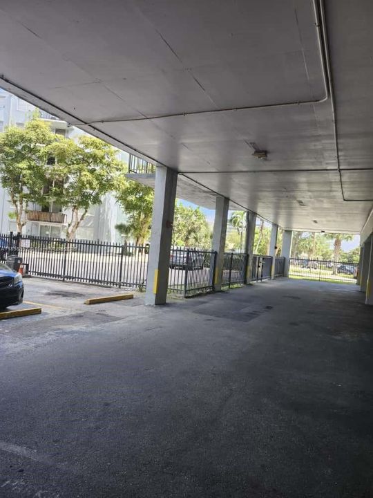 Recently Rented: $1,500 (1 beds, 1 baths, 900 Square Feet)