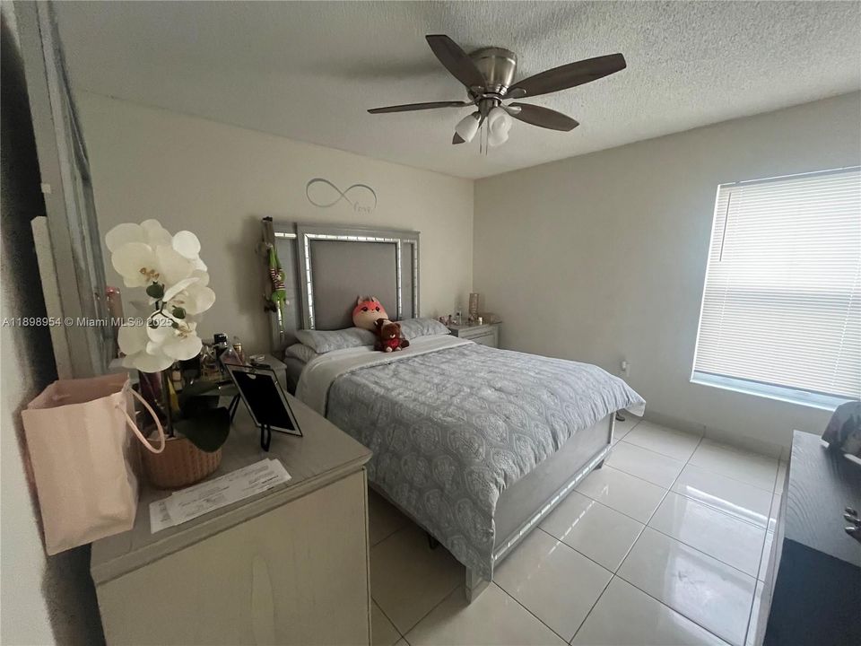 For Sale: $795,000 (0 beds, 0 baths, 1659 Square Feet)