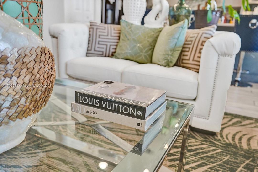 For Sale: $840,000 (4 beds, 3 baths, 2279 Square Feet)