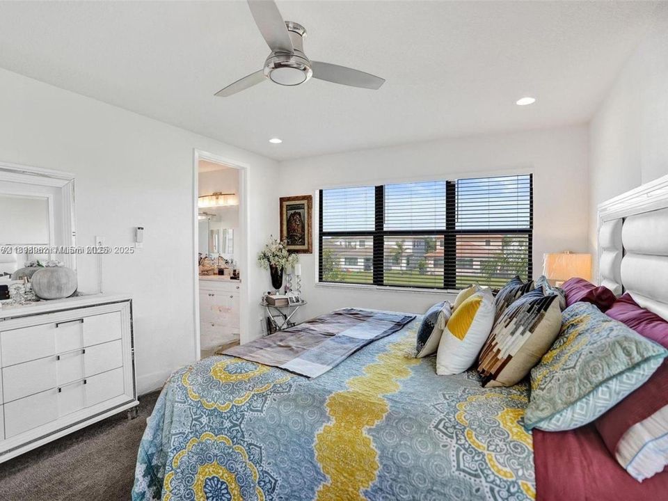 For Sale: $840,000 (4 beds, 3 baths, 2279 Square Feet)