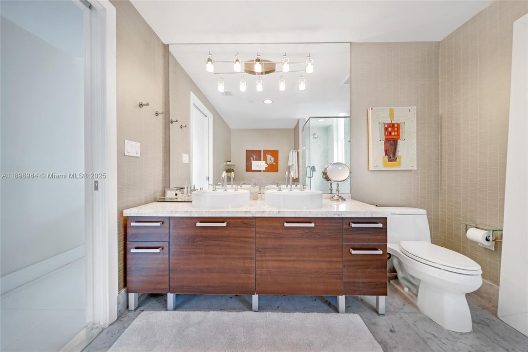 Recientemente alquilado: $4,000 (2 camas, 2 baños, 1058 Pies cuadrados)