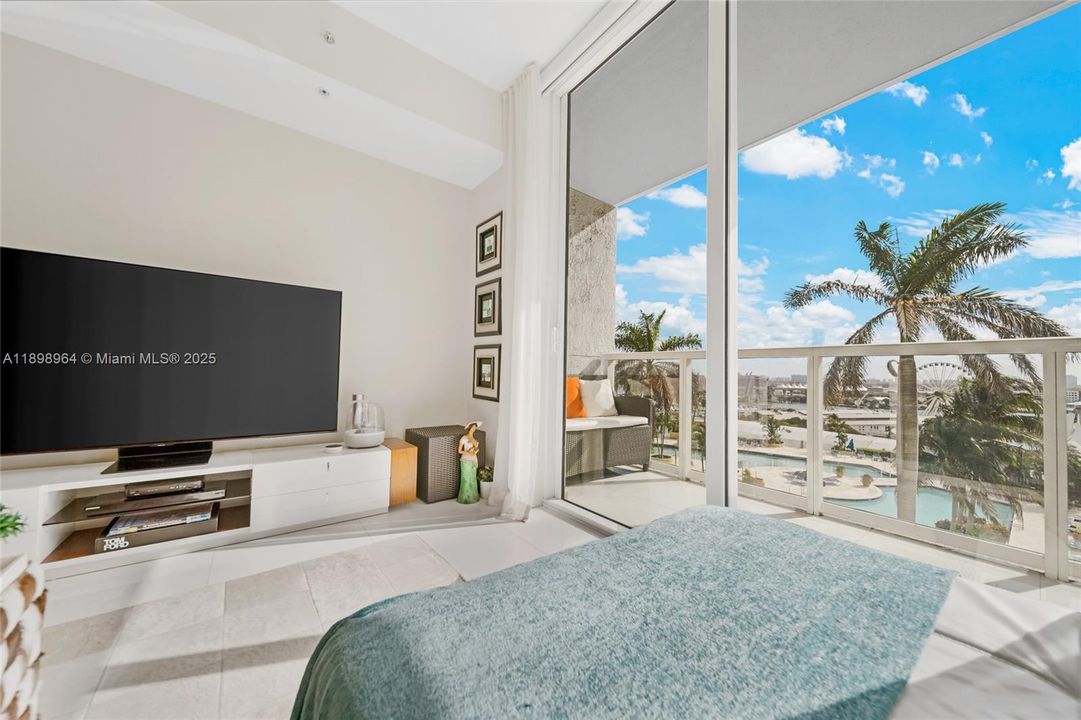 Recientemente alquilado: $4,000 (2 camas, 2 baños, 1058 Pies cuadrados)