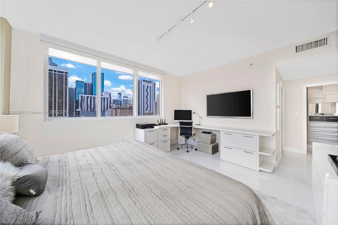 Recientemente alquilado: $4,000 (2 camas, 2 baños, 1058 Pies cuadrados)